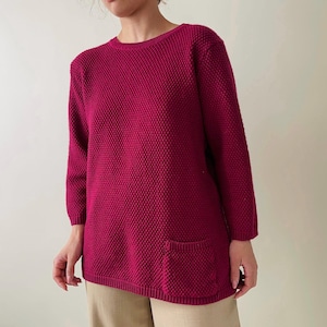 Vintage raspberry pink merino wool sweater – textured wool jumper with front pocket & 3/4 sleeves – fits S-M