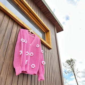 Handmade Pink Knit Cardigan with 3D Crochet Flowers – Cozy Oversized Sweater for Women
