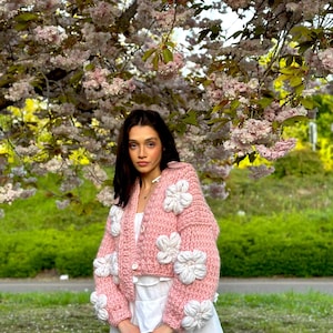 Handmade Merino Wool Sweater with 3D Flowers – Cozy Chunky Knit Pullover, Gift for Her