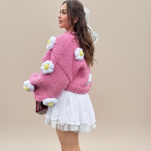 Hand Knit Chunky Flower Cardigan | Pink 3D Daisy Cropped Sweater | Cozy Cottagecore Knit Jacket | Handmade Gift for Her